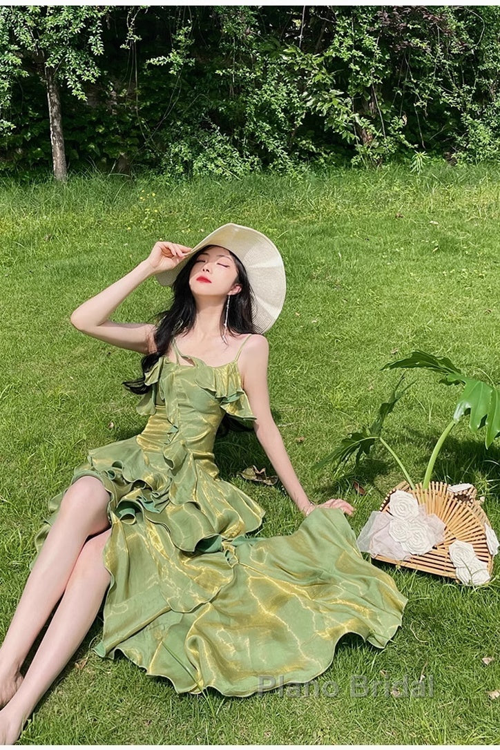 Pretty Irregular Ruffled Spaghetti Straps Green Formal Prom Dresses With Detachable Rose Long Birthday Dresses For Women