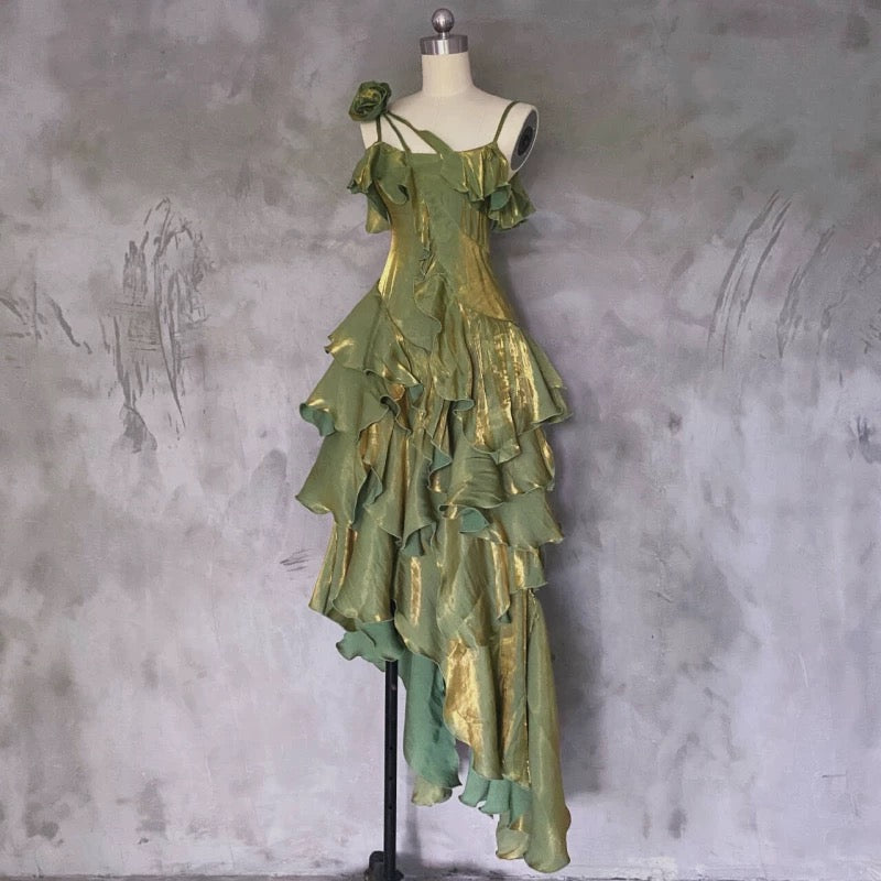 Pretty Irregular Ruffled Spaghetti Straps Green Formal Prom Dresses With Detachable Rose Long Birthday Dresses For Women Main image