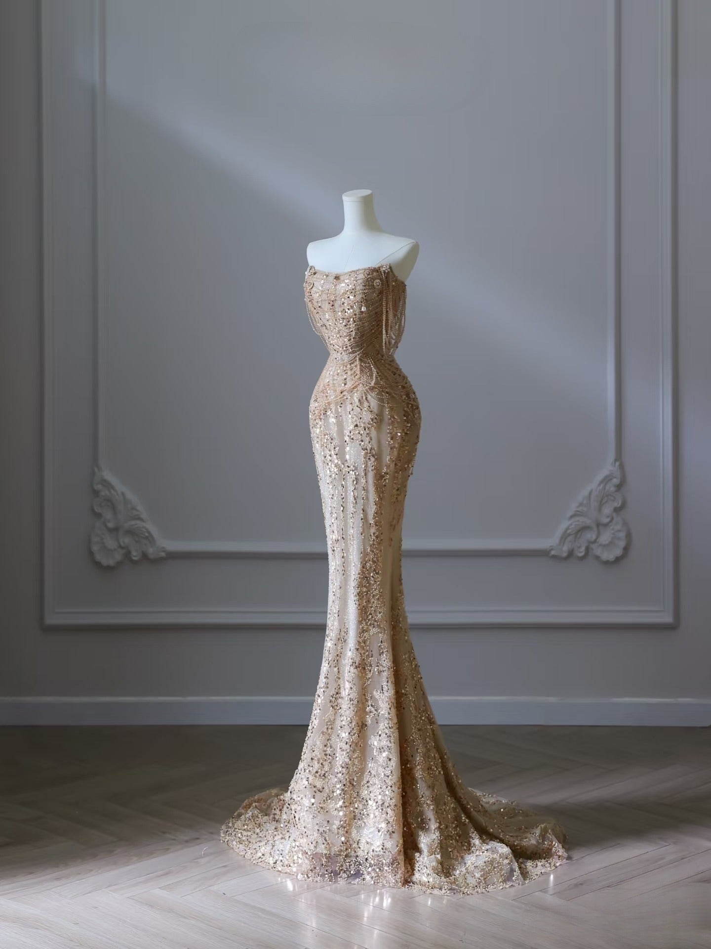 Pretty Mermaid Strapless Gold Sequin Beads Long Formal Prom Dresses Formal Evening Dresses