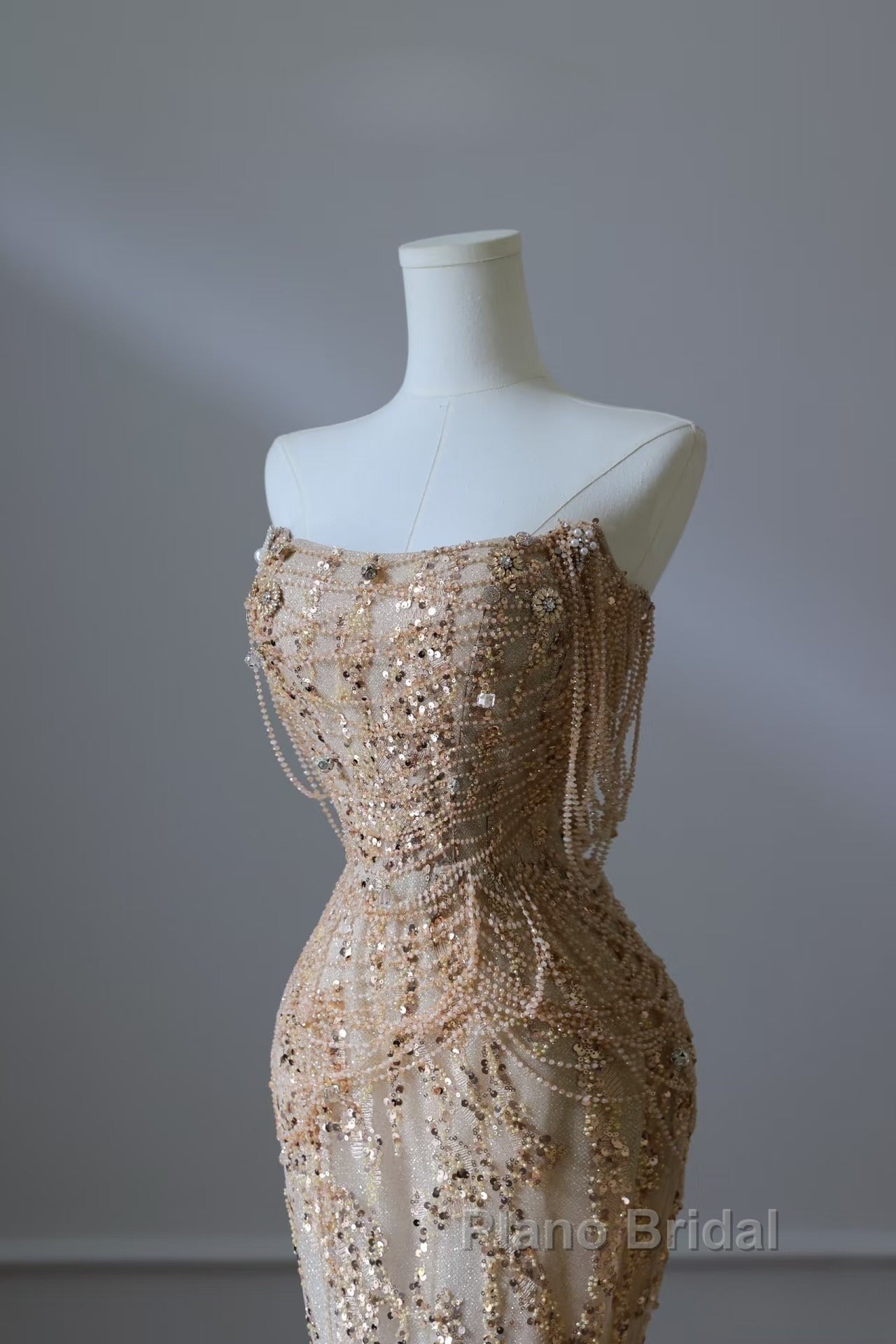 Pretty Mermaid Strapless Gold Sequin Beads Long Formal Prom Dresses Formal Evening Dresses