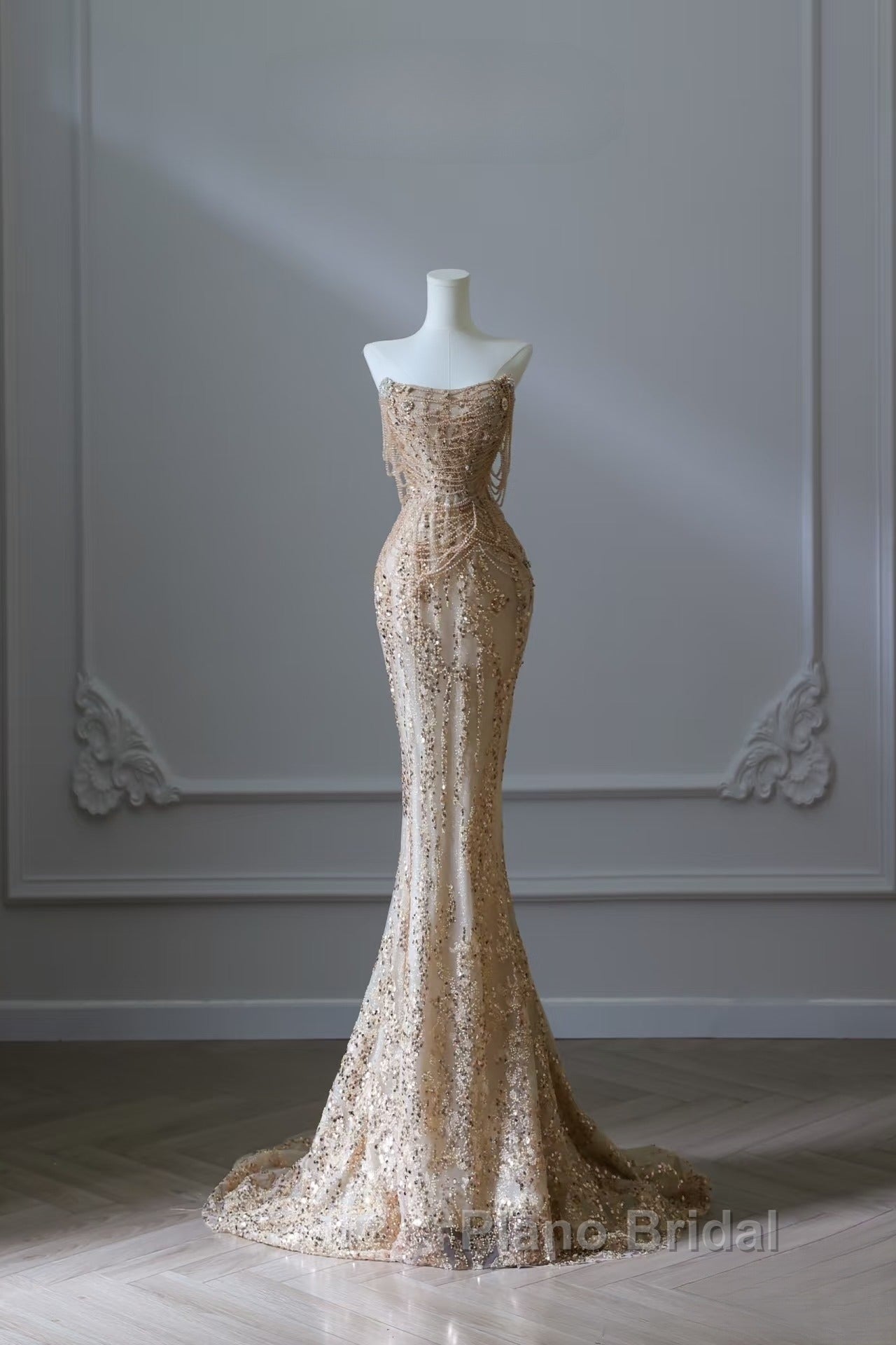 Pretty Mermaid Strapless Gold Sequin Beads Long Formal Prom Dresses Formal Evening Dresses