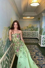 Pretty Sheath Strapless Green Floor Length Formal Evening Dresses Organza Formal Prom Dresses With Embroidered