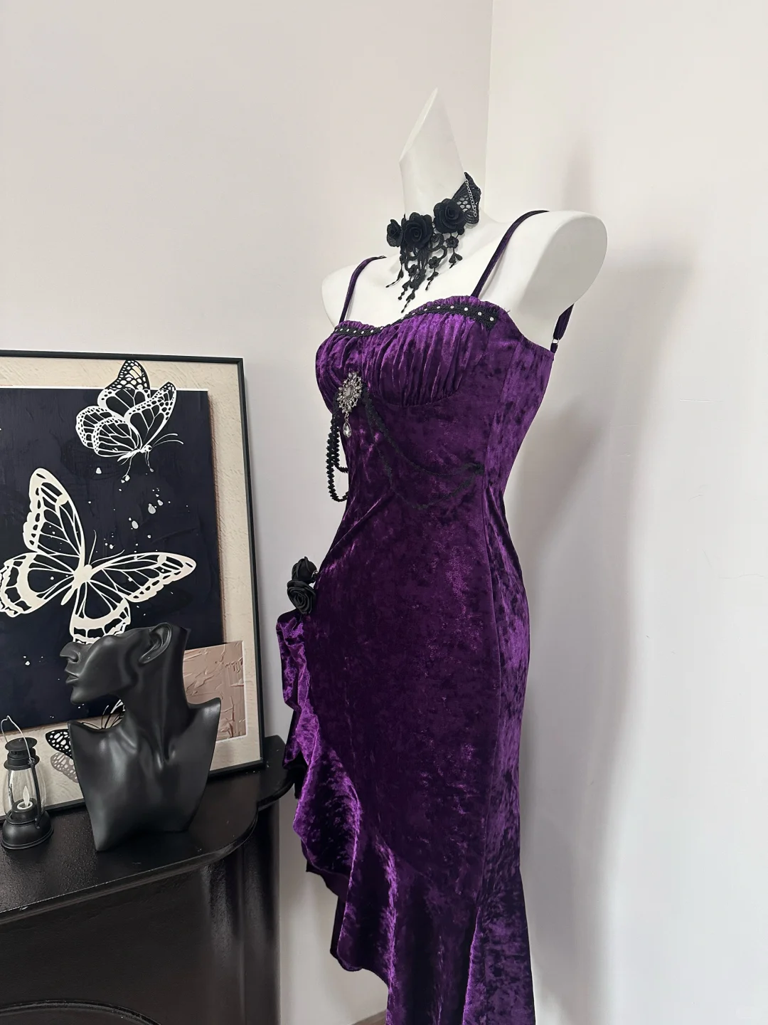 Pretty Spaghetti Straps Purple Velvet Ruffle Party Dresses Birthday Formal Evening Dresses Main image