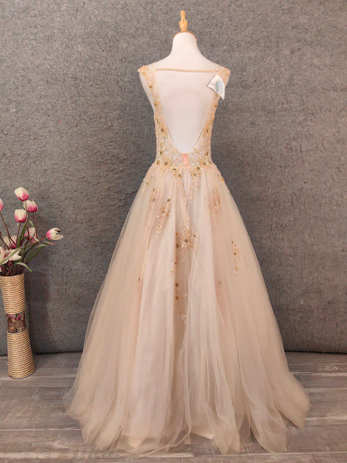 Princess Champagne A-Line V-Neck Sleeveless Sequin Beaded Tulle Long Formal Prom Dresses