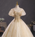 Princess Champagne Gold Square Neck Puff Sleeve Gold Embroidered Floral Tulle Ball Gown Prom Dresses Sweet 16 Dresses