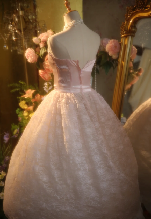 Princess Light Pink Strapless Lace Ball Gown Prom Dresses Sweet 16 Dresses