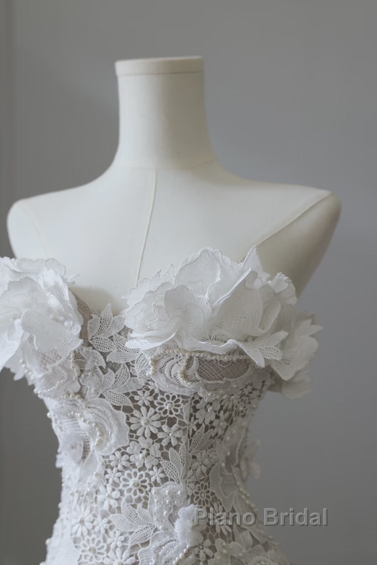 Princess Mermaid Strapless White Lace Long Wedding Dresses Brides Dresses