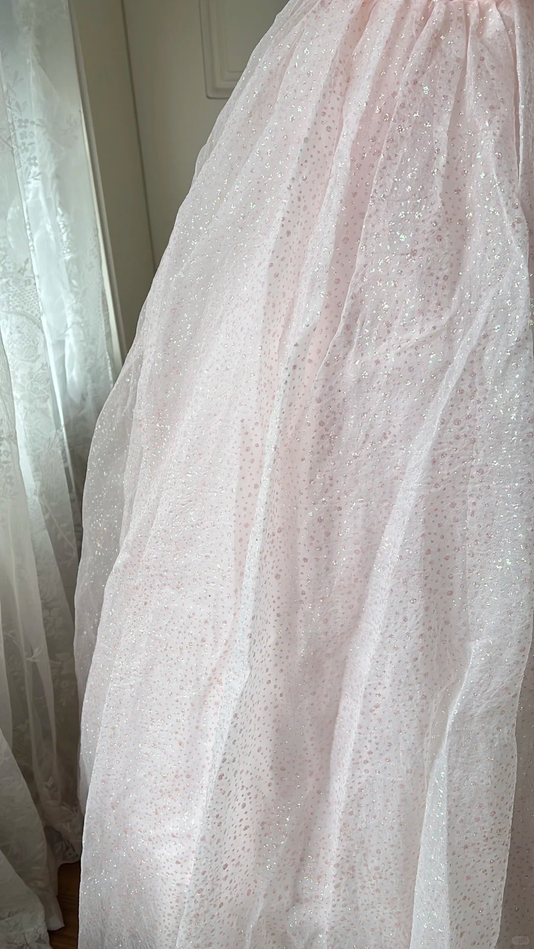 Princess Pink Strapless Bow Sequined Tulle Ball Gown Prom Dresses Sweet 16 Dresses