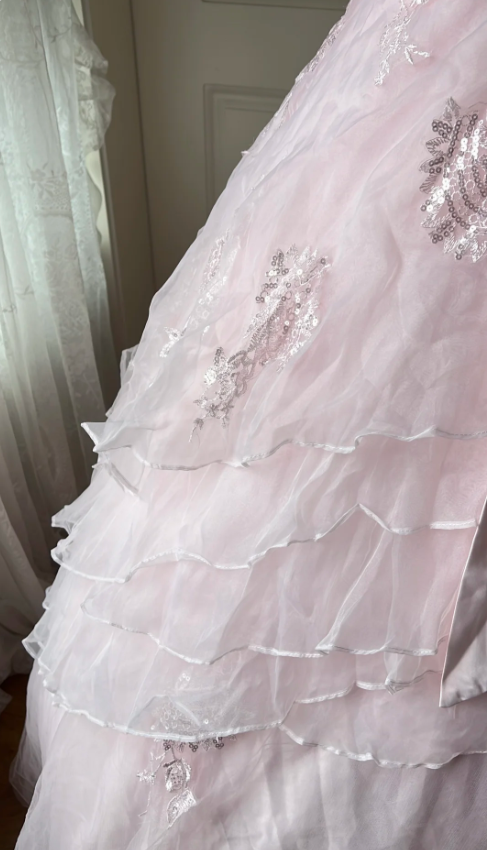 Princess Pink Strapless Tulle Ball Gown Prom Dresses