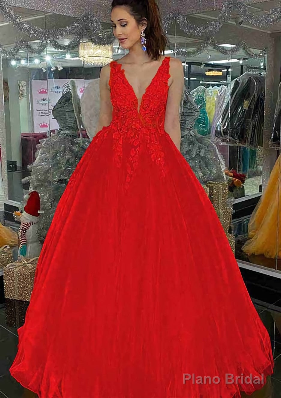 Princess V Neck Long/Floor-Length Tulle Prom Dresses With Appliqued