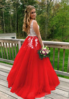 Princess V Neck Sweep Train Tulle Prom Dresses With Appliqued