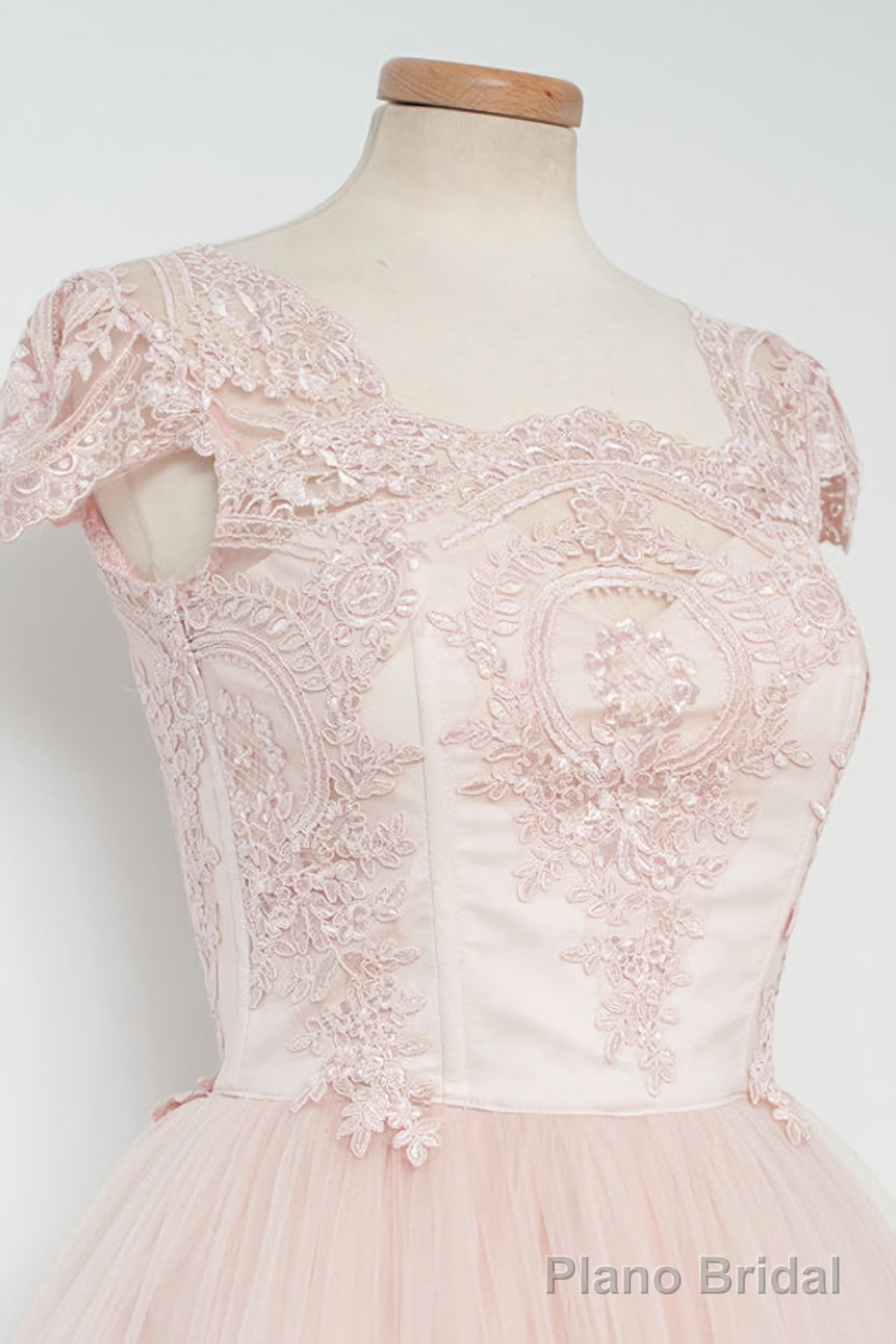 Vintage Knee Length A Line Pearl Pink Lace Homecoming Dresses Secondary image