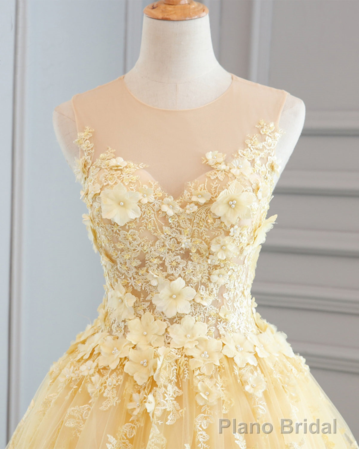 Yellow Lace Customize Long A Line Senior Halter Prom Dresses