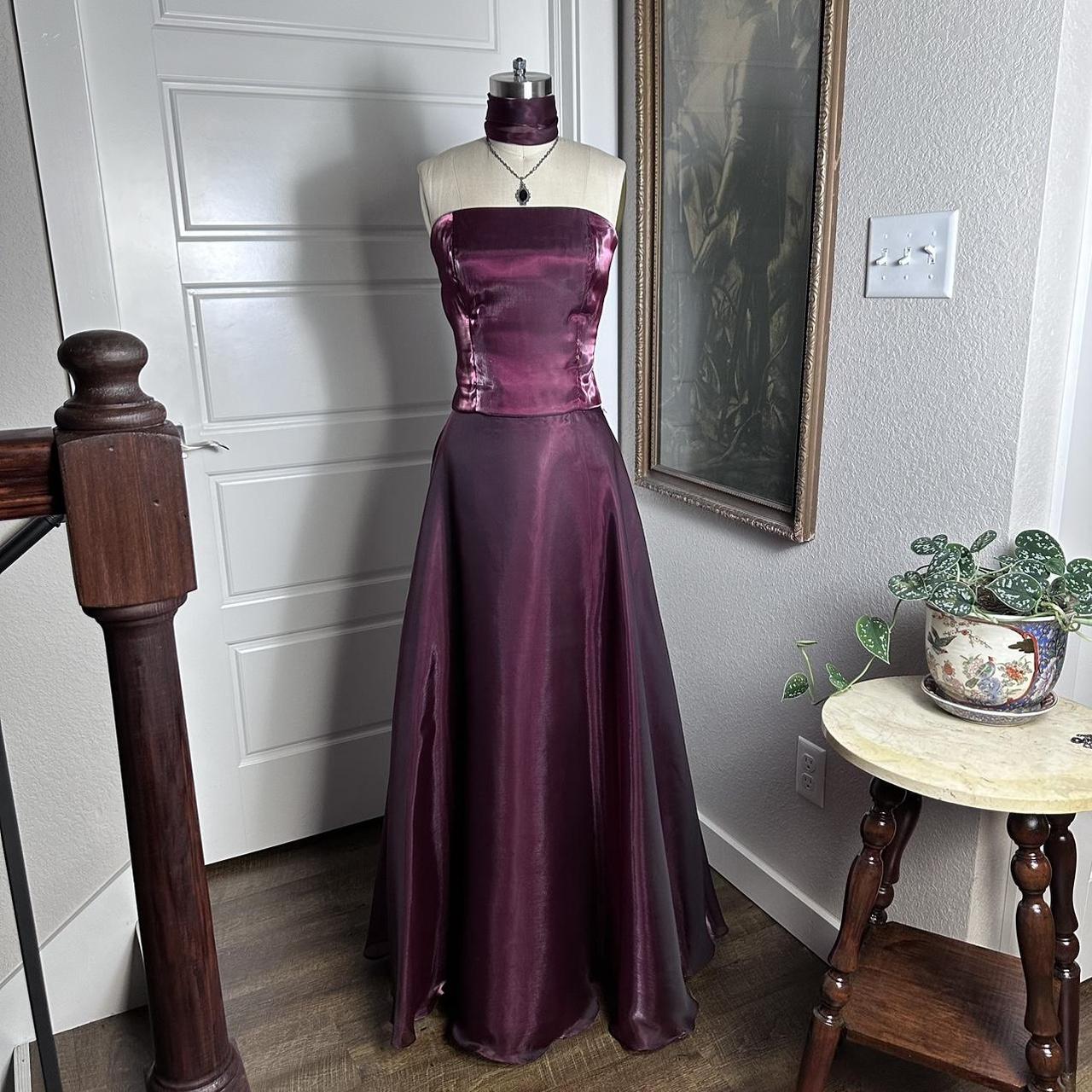 Purple Elegant Vintage Fashion Long Tulle Formal Prom Dresses Formal Evening Gown Party Dresses Main image