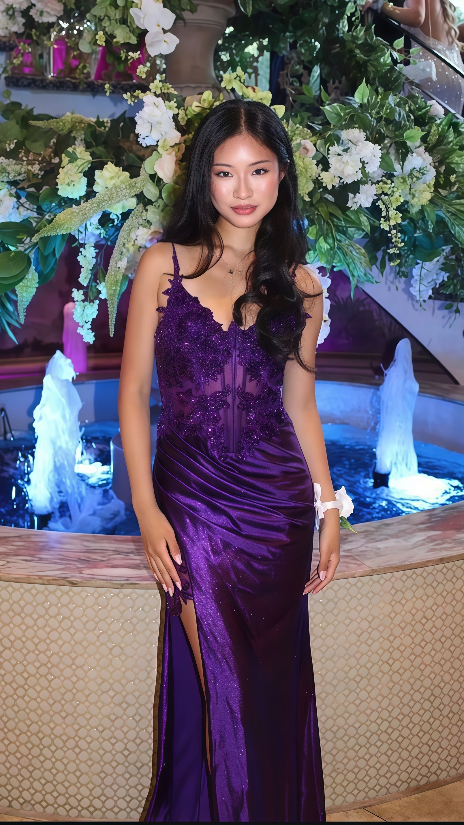 Purple V-Neck Appliques Lace Party Dresses With Side Slit Main image