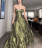 Retro Ball Gown Strapless Green Ruffles Satin Long Party Dresses Formal Prom Dresses