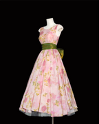 Retro Pink Floral Print A-Line Round Neck Bow Waist-Cinching Long Formal Prom Dresses