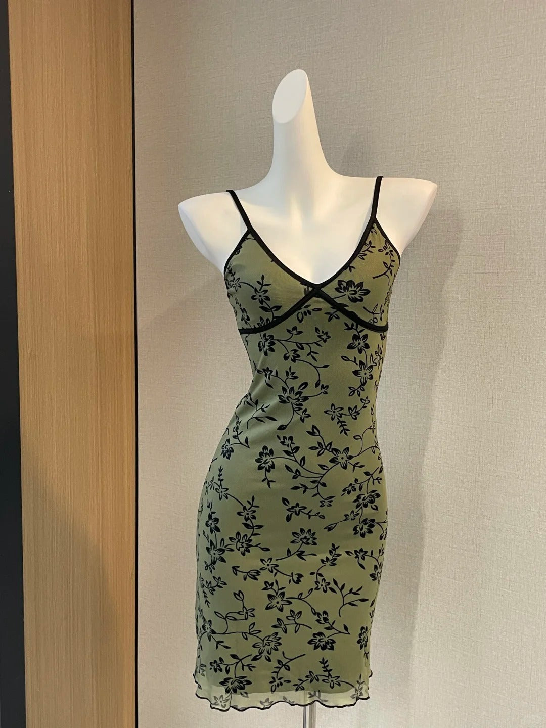 Retro Suspenders Green Floral Mesh Slim Fit 17Th Birthday Homecoming Dresses