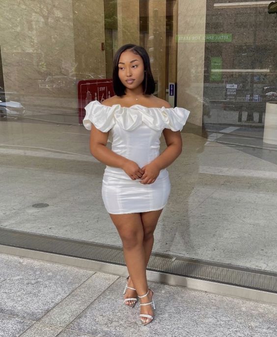 Sexy 17Th Birthday Dresses White Off The Shoulder Birthday Outfits