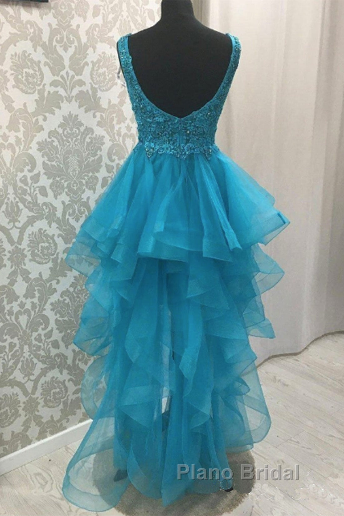 Sexy Asymmetrical V-Neck Tulle Formal Prom Dresses