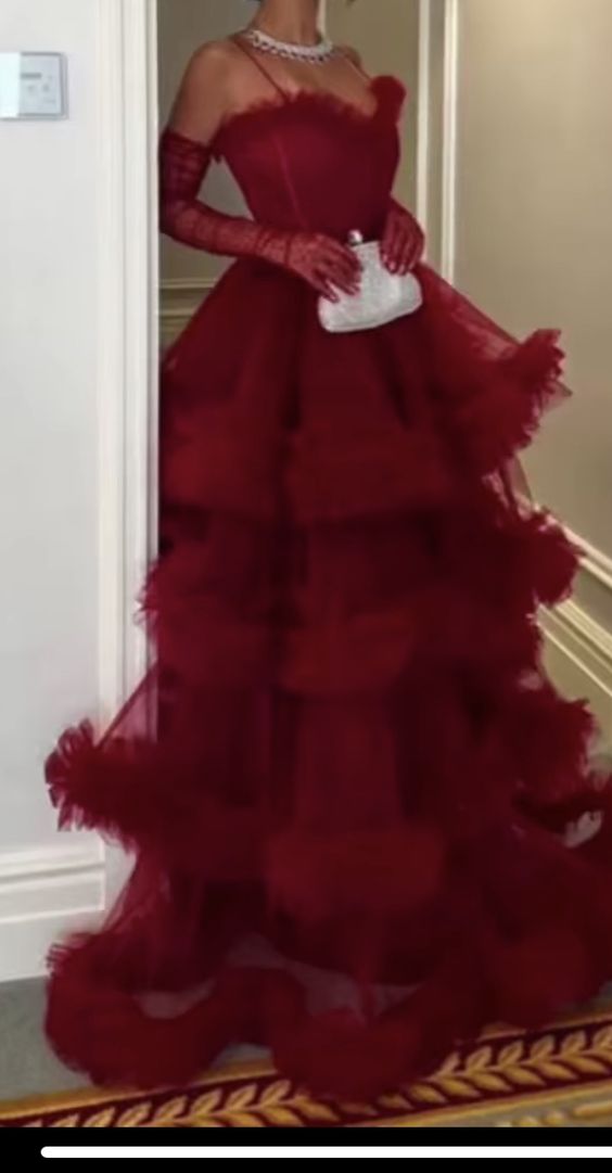 Sexy Ball Gown Long Straps Red Tulle Formal Prom Dresses Secondary image