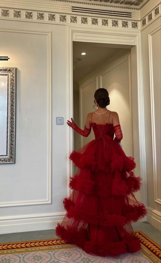 Sexy Ball Gown Long Straps Red Tulle Formal Prom Dresses Main image