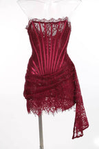 Sexy Burgundy Strapless Lace Sheath Short Cocktail Dresses Homecoming Dresses