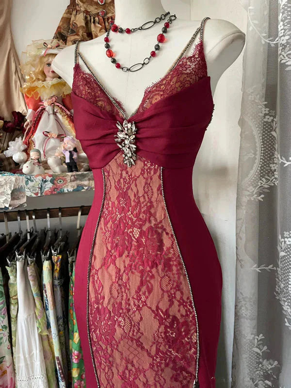 Sexy Mermaid Spaghetti Straps Red Lace Formal Prom Dresses Long Party Dresses Secondary image