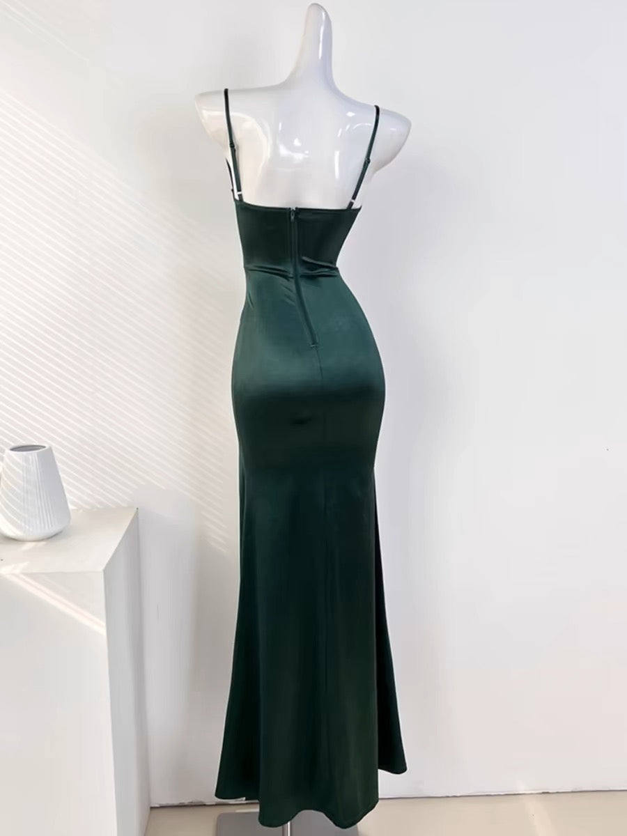 Sexy Mermaid Sleeveless Green Satin Long Formal Prom Dresses