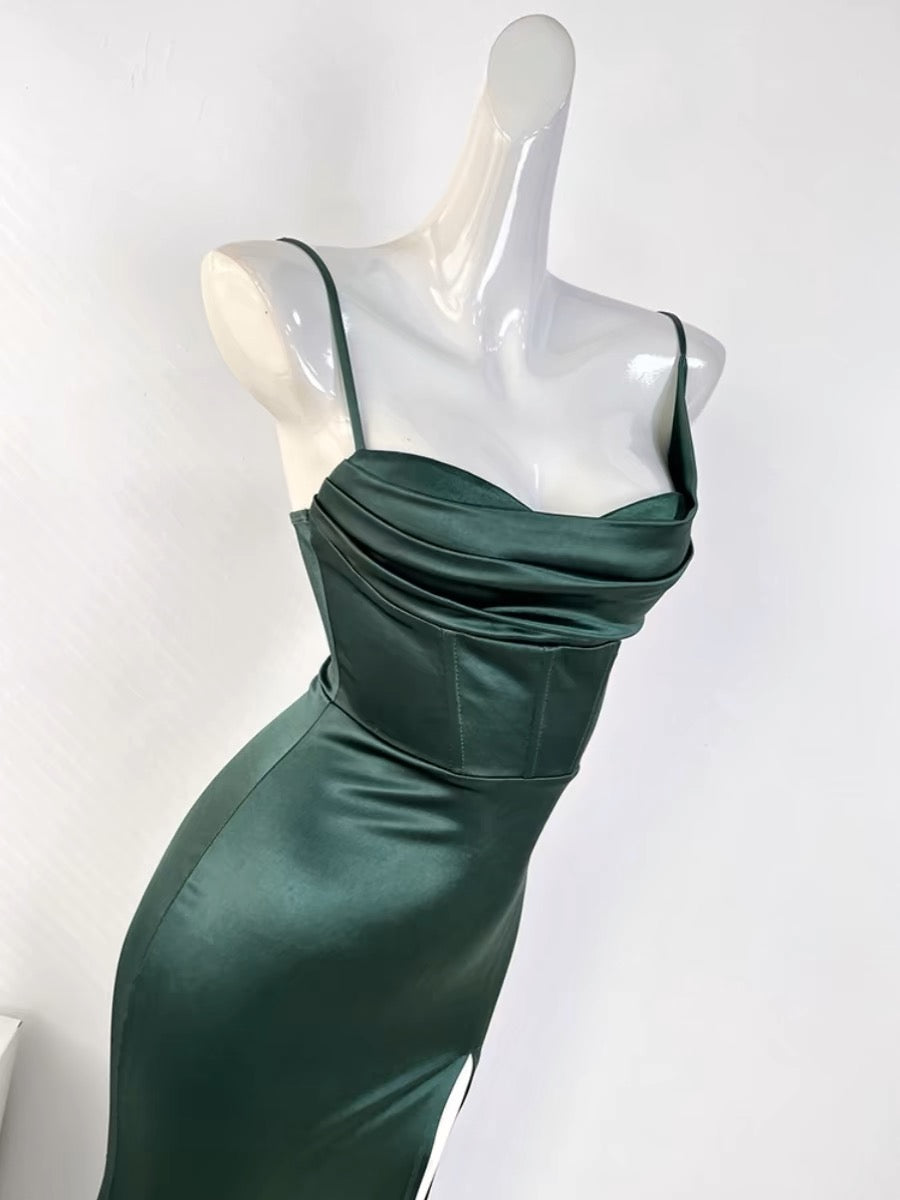Sexy Mermaid Sleeveless Green Satin Long Formal Prom Dresses
