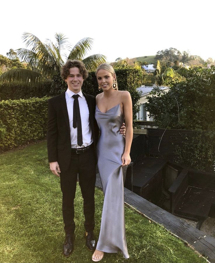 Sexy Formal Prom Dresses Sheath Long Formal Evening Dresses Spaghetti Straps Long Formal Prom Dresses Secondary image