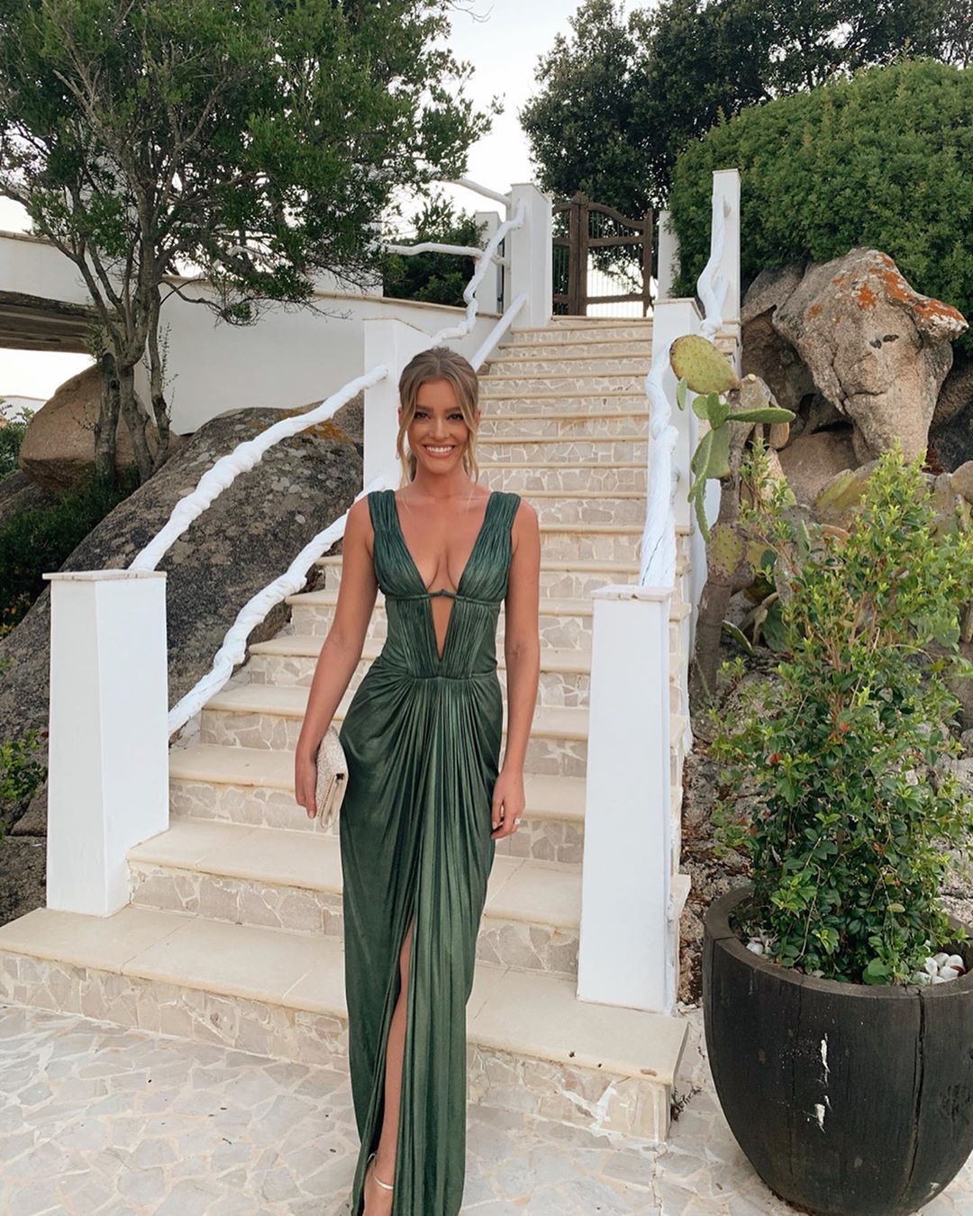 Sexy Sheath V Neckline Green Long Formal Prom Dresses