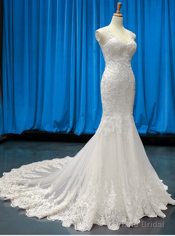 Sexy White Mermaid Tulle Lace Appliques V-neck Wedding Dress Main image