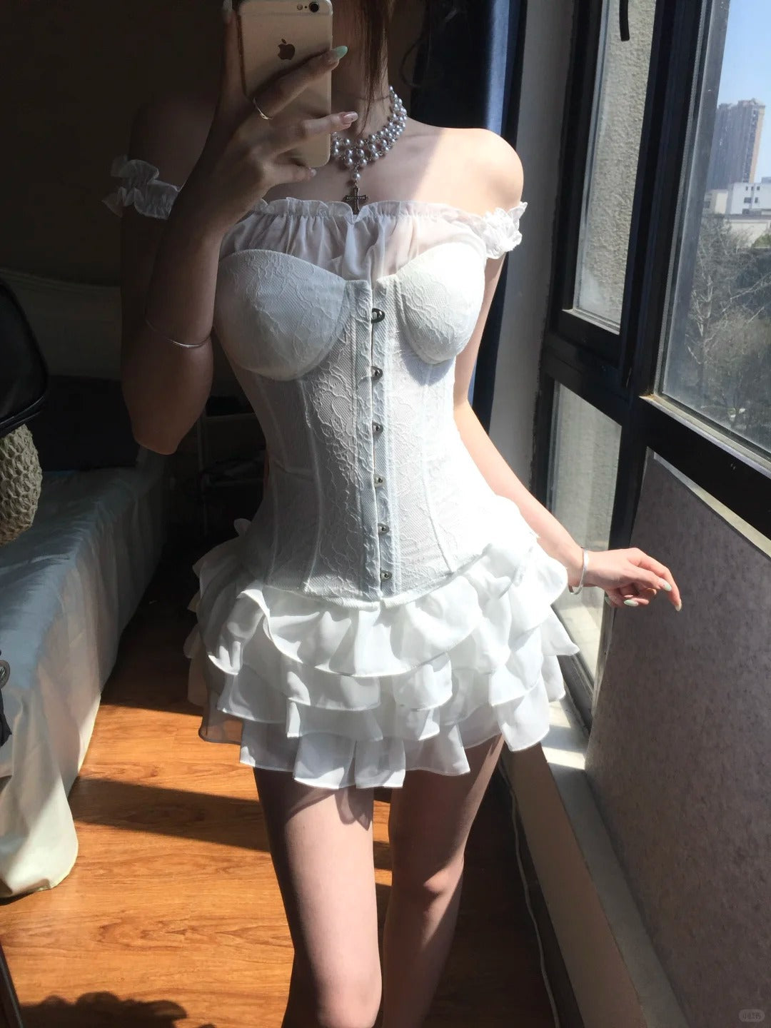Sexy White Off Shoulder Corset Ruffled Mini Homecoming Dresses Main image