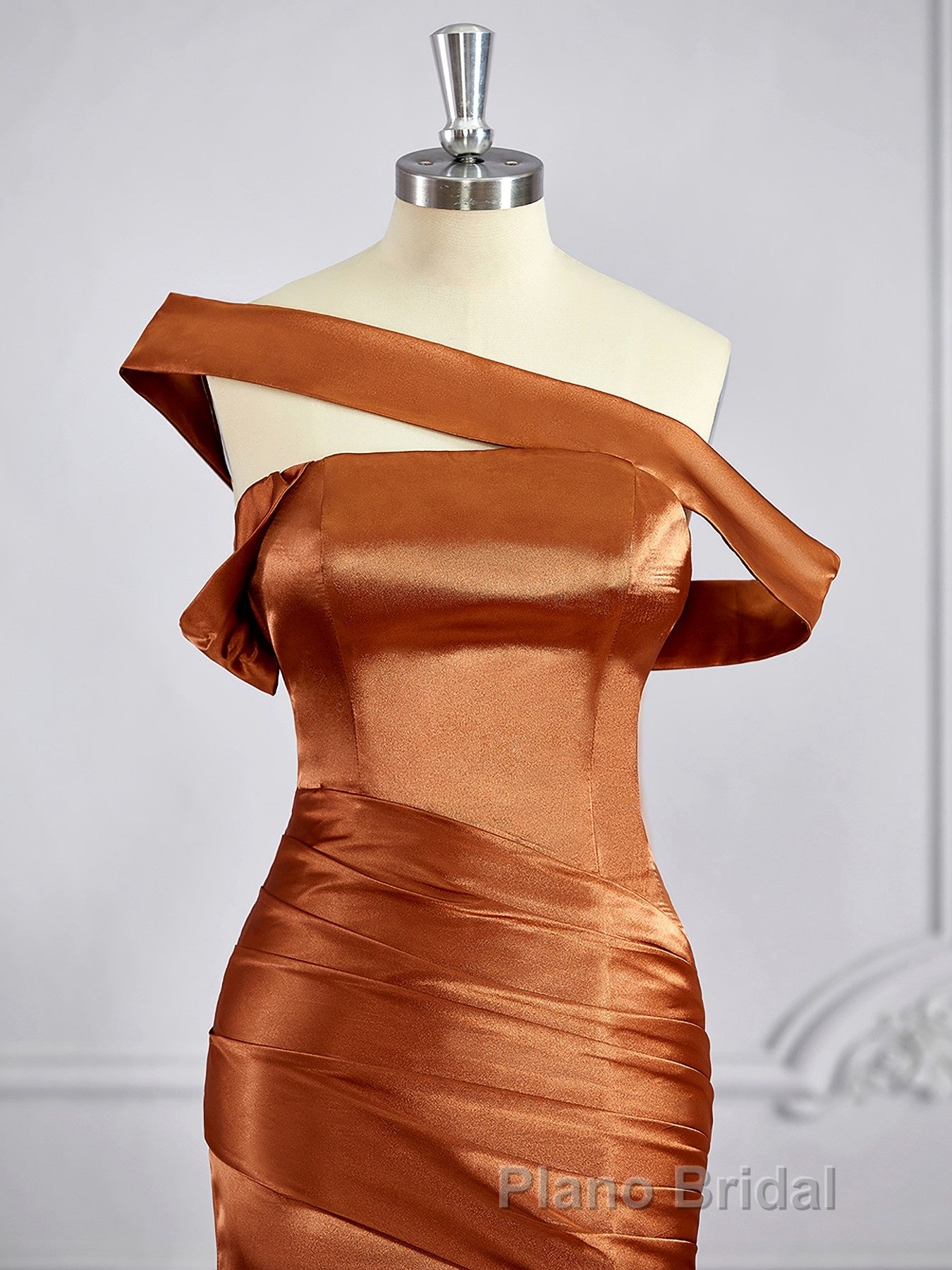 Sheath/Column Off-the-Shoulder Sweep Train Silk like Satin Bridesmaid Dresses with Leg Slit Secondary image