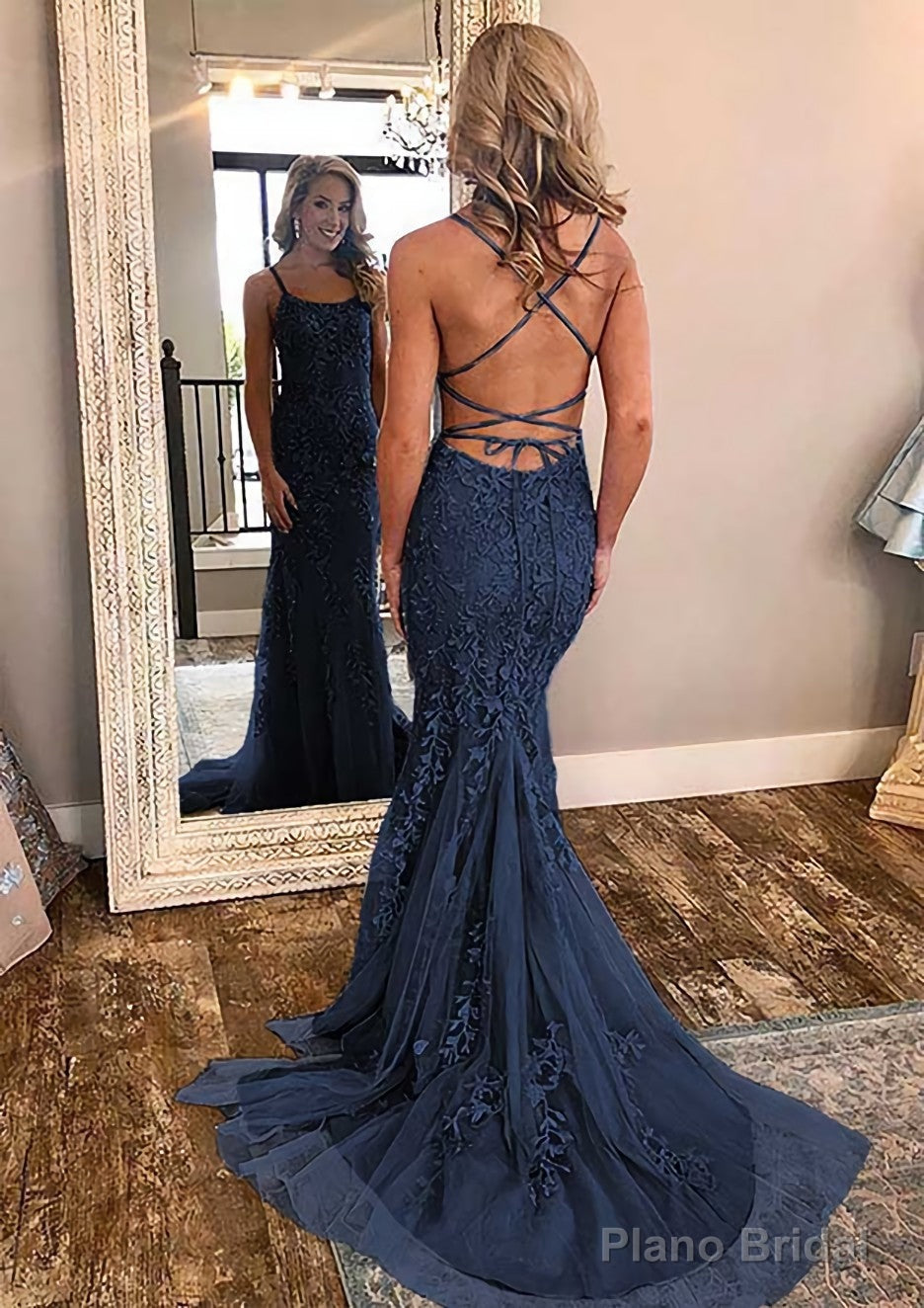 Sheath/Column Square Neckline Sleeveless Court Train Lace Prom Dresses With Appliqued