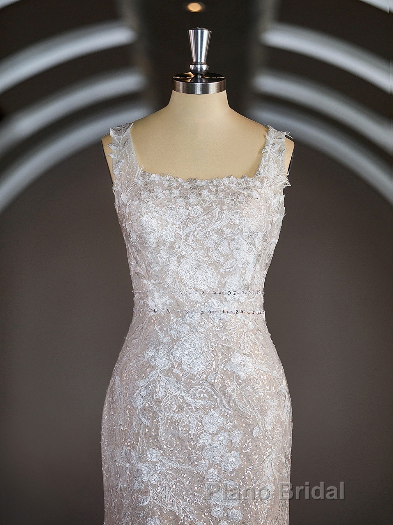 Sheath/Column Straps Sweep Train Lace Wedding Dresses with Appliques Lace Secondary image