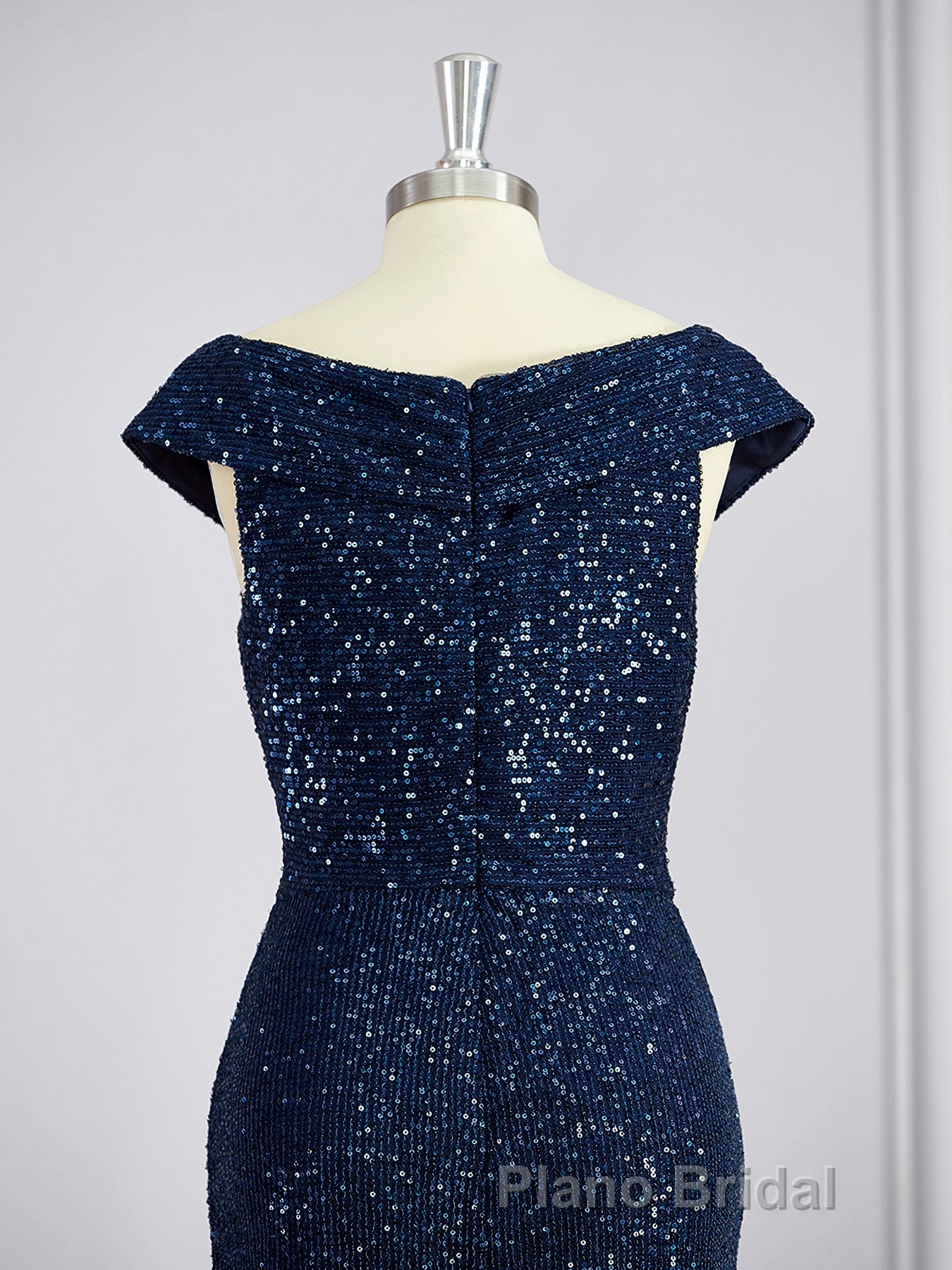 Sheath/Column V-neck Floor-Length Mother of the Bride Dresses With Ruffles