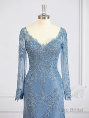 Sheath/Column V-neck Sweep Train Tulle Mother of the Bride Dresses With Appliques Lace