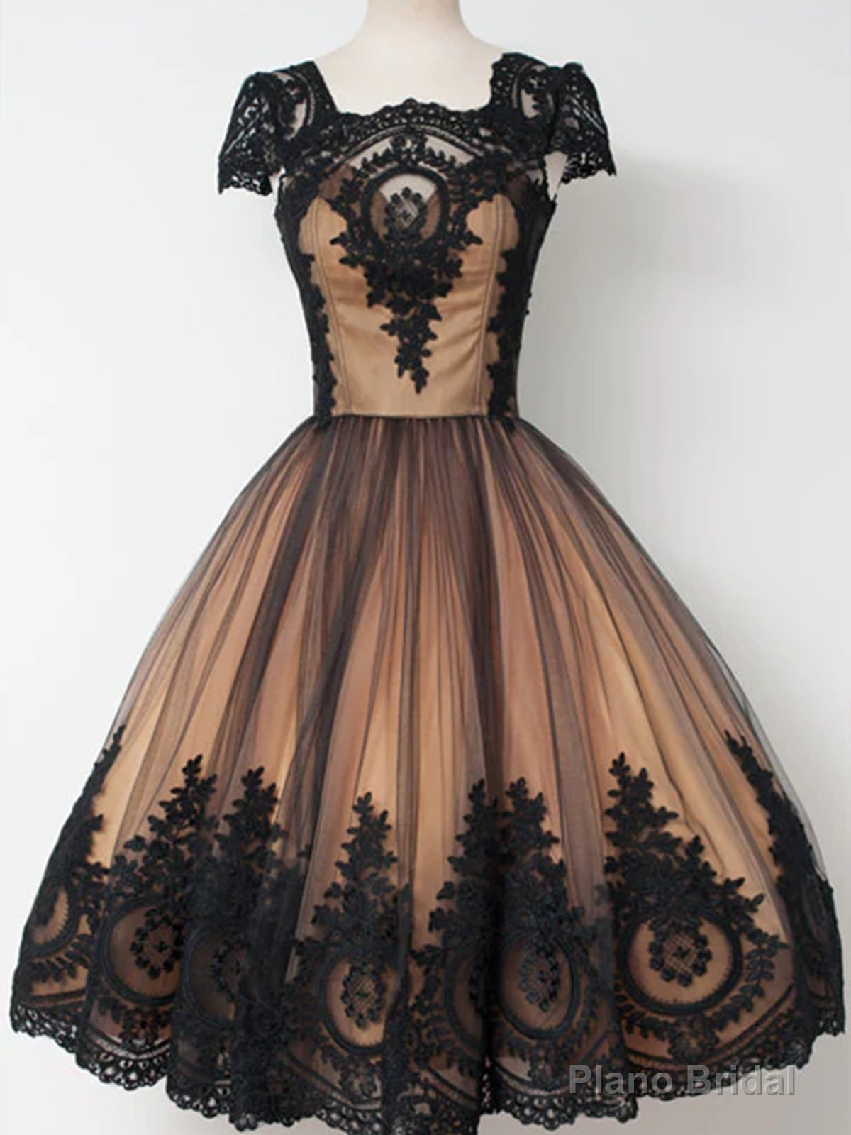 Short Cap Sleeves Black Lace Prom Dresses, Short Black Lace Graduation Homecoming Dresses Secondary image