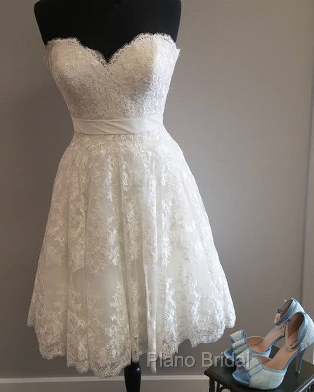 Short Sweetheart Summer Lace Wedding Dresses Secondary image