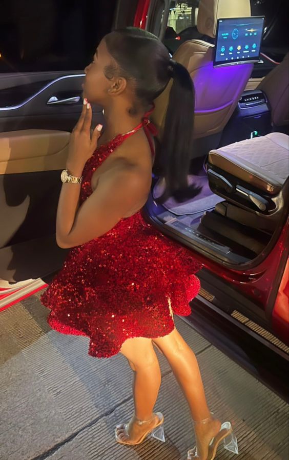 Simple 17Th Birthday Dresses Sequin Birthday Outfits Main image