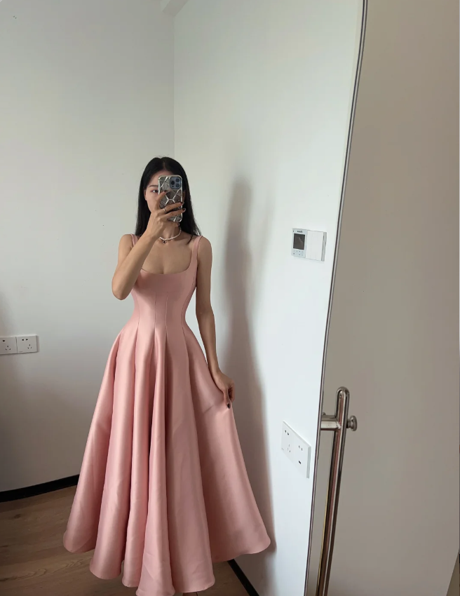 Simple And Elegant Pink A-Line Square Neck Halter Satin Formal Prom Dresses