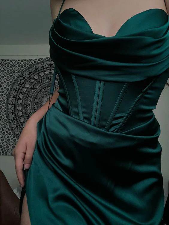 Simple Black Mermaid Floor Length Formal Prom Dresses With Slit Secondary image
