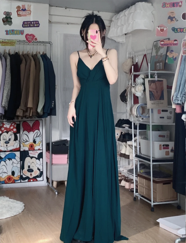 Simple Dark Green A-Line V-Neck Halter Chiffon Long Formal Prom Dresses Bridesmaid Dresses Main image
