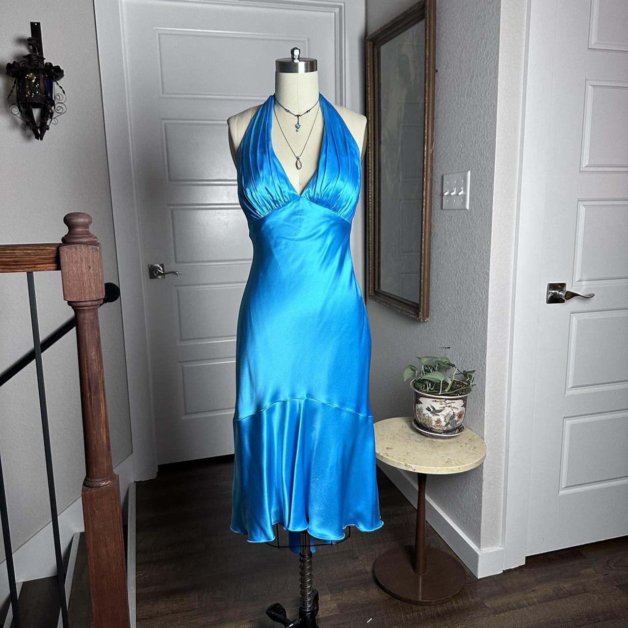Simple Halter Neck Satin Blue Open Back Homecoming Dresses Secondary image