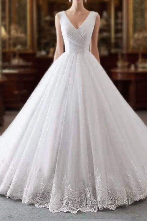 Simple Long Ball Gown V-Neck Lace-Up Tulle Wedding Dresses