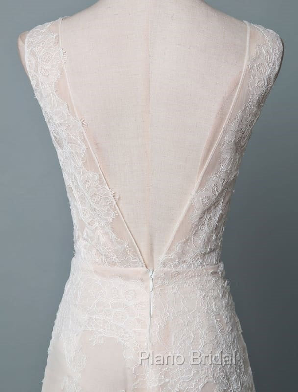 Simple Wedding Dresses Lace A Line V Neck Sleeveless Beaded Floor Length Feather Bridal Gowns