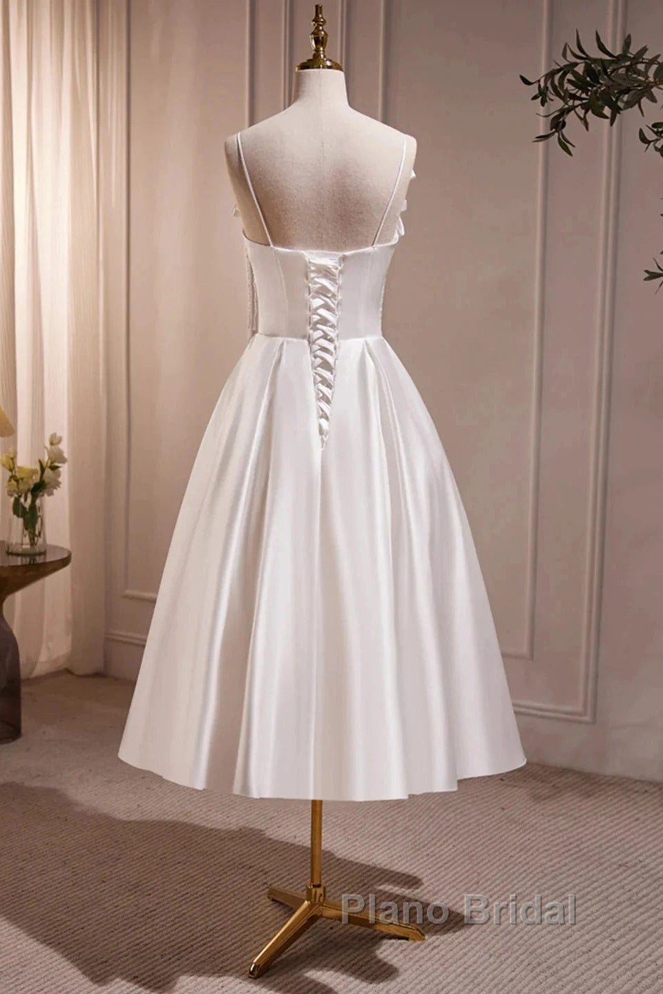 Spaghetti Strap Satin White Floral Short Formal Prom Dresses