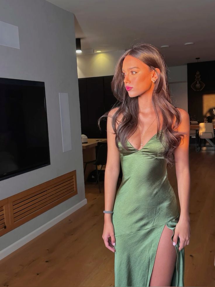 Spaghetti Straps Green Sexy Formal Prom Dresses Long Formal Evening Dresses With Split